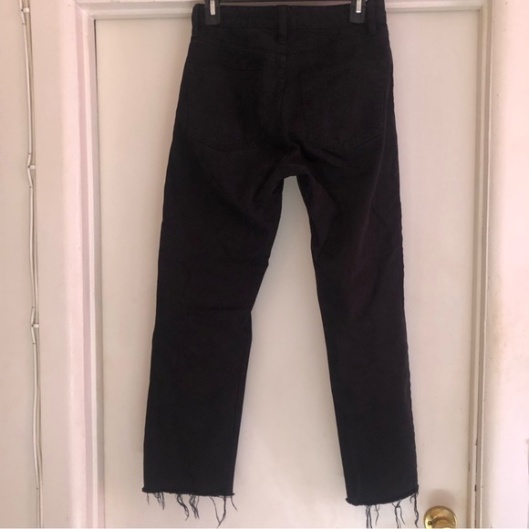 ❤️Zara Denim Trafaluc Black Jeans Raw Hem Button Fly Size 2 - Picture 2 of 6